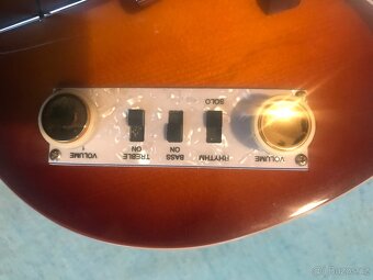 Hofner violin bass - 17