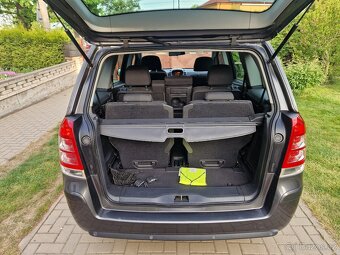 OPEL ZAFIRA 1.8 BENZIN  7-MÍST - 17