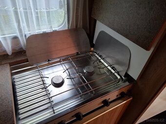 Obytný karavan - 17