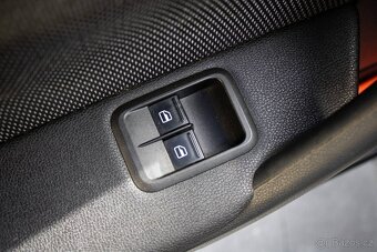 Škoda Yeti 2.0 TDI Ambition / AJ NA SPLÁTKY - 17