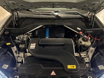 ZAMLUVENO BMW X5 xDrive 40e iPerformance – M Paket - 17