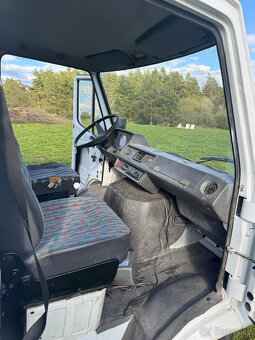 Dodávka Mercedes T1 208D - 17