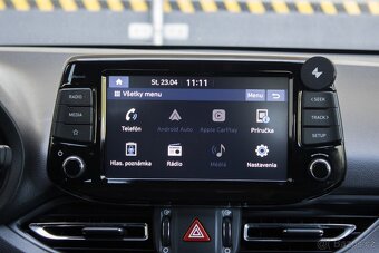 Hyundai i30 CW 1.6 CRDi Family - 17