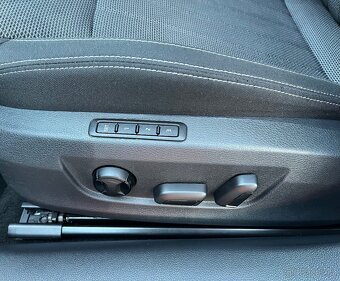 Škoda Superb 3 Combi 2.0 TDI 110 kw DSG Facelift 2021 - 17