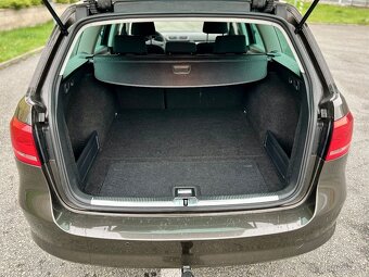 VW Passat B7 Combi - 17