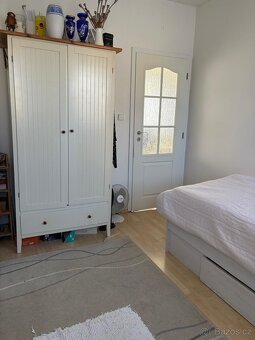 Samostatně stojící rodinný dům 284 m2 na pozemku 687 m2. - 17