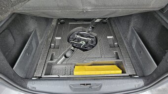 Peugeot 308, 2,0 HDi 110 kW PANORAMA - 17