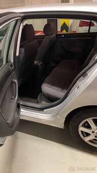 Volkswagen Golf 5, 1.9 TDi 77kW, 2005 klimatizace - 17