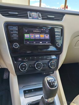 Škoda Octavia III Combi 2.0TDi 110kw,249TKM,Elegance,2xklíč - 17