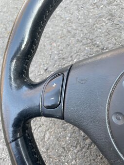 Prodám tento volant na Audi a4 b5. - 17