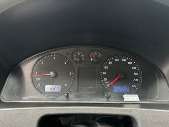 VW Transporter T5 1.9 TDi Spaní 9 Míst Klima Historie 2.Maj - 17