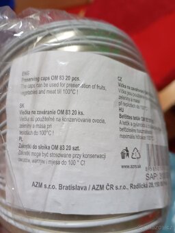 vintage horkovzdušná trouba+ recepty,víčka 480kusů,otvírače - 17
