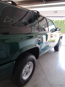 DODGE Durango 5.9 V8 12tis.najeto - 17