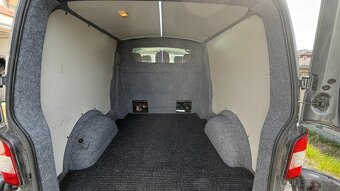 VW Transporter T5.1 2.0 TDI 103KW - 17