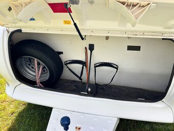 2008 HOBBY Excellent 400 sf - 17