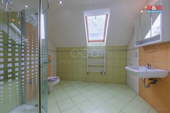 Prodej rodinného domu, 198 m², Sadov - 17