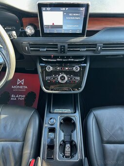 Lincoln CORSAIR AWD 2022 2,0 Benzín 253k 1.Majitel - 17
