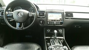 VW Touareg 3.0TDI 193 kW 4x4 Bi-Xenon, vzduch, rok 2016 - 17