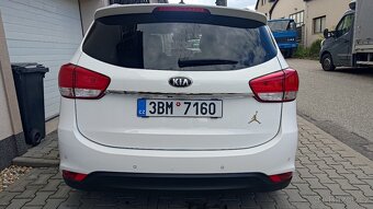 Kia carens 1.7 crdi - 17