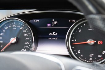Mercedes-Benz E 220 d 4MATIC - 17