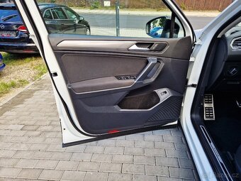 VW Tiguan Allspace 4Motion, 7 míst, plný servis - 17