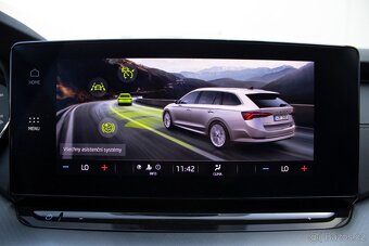 Škoda Octavia Combi 2.0 TDI SCR Style DSG 2022 - 17