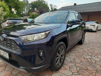 Toyota rav4 2,5 hybrid -lift naj 28 tis km 9/2023 - 17