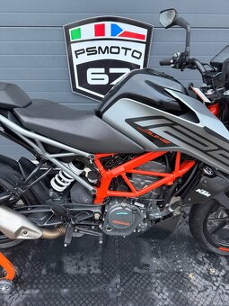 KTM Duke 125 rok 2022 - 17