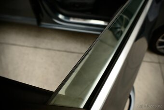 Škoda Superb III Combi - L&K, ČR, DPH, 4x4, DSG - 17