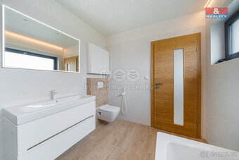 Prodej rodinného domu, 160 m², Křelov-Břuchotín, ul. Sadová - 17