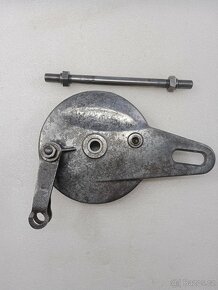 ČZ 125 & 150 C OSA ZADNÍHO KOLA NEODPRUŽENÁ ORIGINÁL - 17