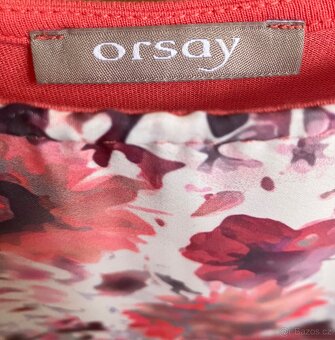 Kusy oblečení - 17