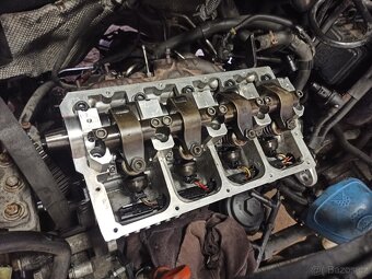 VW T5 MULTIVAN 1.9 TDI - 17