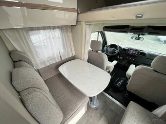Obytné auto Renault Ahorn 595, držák na moto, solár, mrkýza - 17