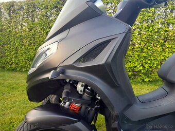Piaggio MP3 300 HPE Sport ABS,ASR - 17