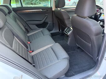 ŠKODA SUPERB SCOUT 4x4 2.0TDI 147 KW WEBASTO TAŽNÉ m2023 - 17