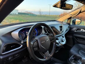 Chrysler Pacifica S LPG  2020  záruka 2 roky 8 míst - 17