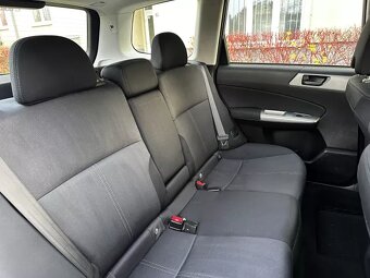 Subaru Forester SH 2.0 D 108kW 4x4 SUV ALU kola Tažné 2 tuny - 17