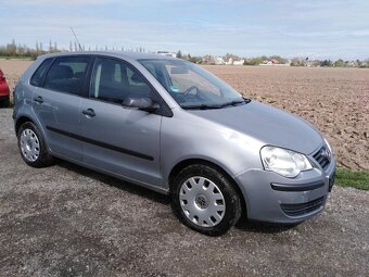 VW POL0 1,4-16V TOUR KLIMATR. , TEMPOMAT, ŠÍBR - 17