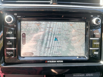 Mitsubishi ASX 1.6i 86kwMivecDiamantNavi-Prodáno - 17