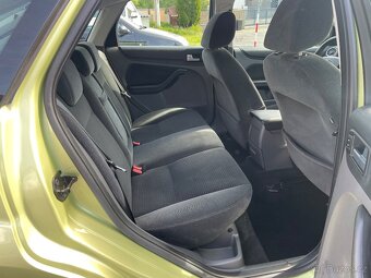 Ford Focus, 1,6 85 KW, GHIA - 17