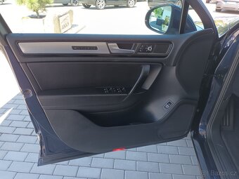 Volkswagen Touareg 3,0 TDI,176KW,NAVI,KŮŽE,PRUŽIN - 17