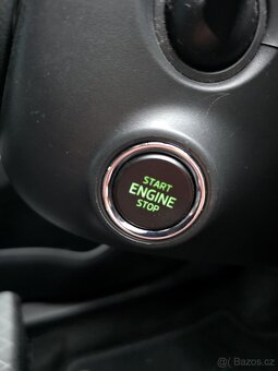 Škoda Fabia III STYLE 1.2 TSi 81 KW-2015-FULL VÝBAVA-111 TKM - 17