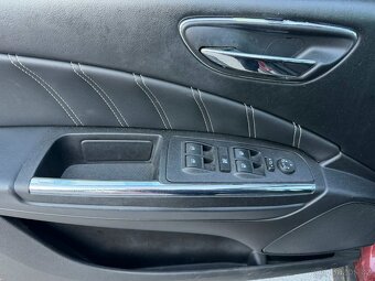 Lancia Delta 1,4 T Alcantara LPG - 17