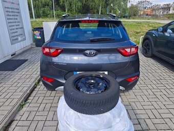 Stonic Comfort 1.2CVVT 62kW po 1.majiteli, záruka - 17