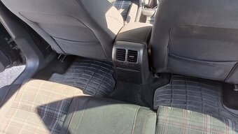 VW Golf 6 GTI - 17