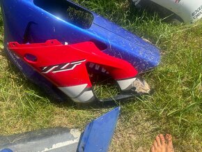 Podsedadlove plasty na Yamaha R1 98-99 - 17