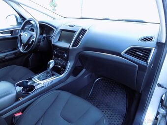 Ford S-MAX 2.0TDCi/Titanium/AT/LED/ - 17