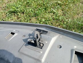MERCEDES BENZ GL X164 KAPOTA PĚKNÁ BEZ REZU - 17