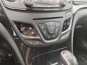OPEL INSIGNIA 2.0 CDTI 143KW 4x4 AUT DPH - 17